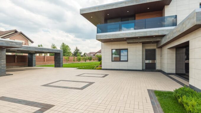 15 Must-Have Outdoor Living Features for 2026