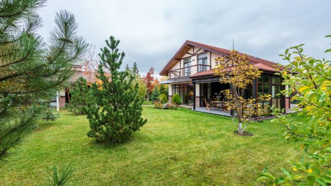 The Magic of Microclimates: Tailoring Your Yard for Year-Round Enjoyment in 2026