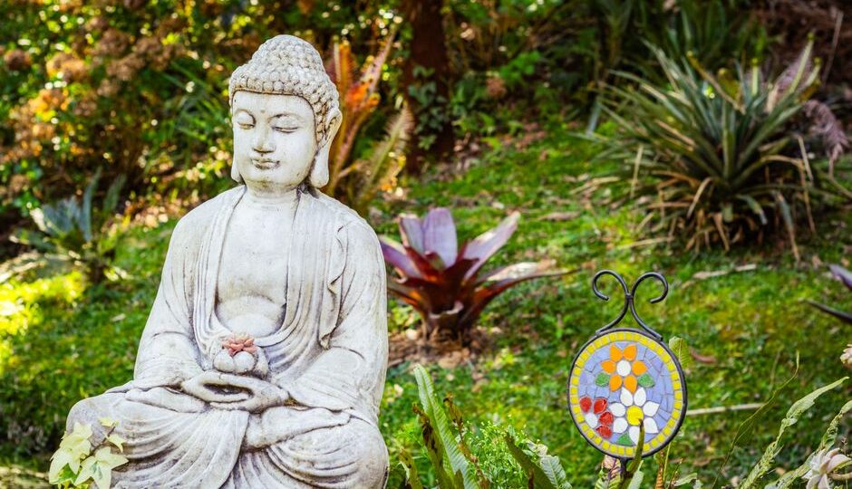 Mindful Landscaping: Creating a Meditation Garden in 2026